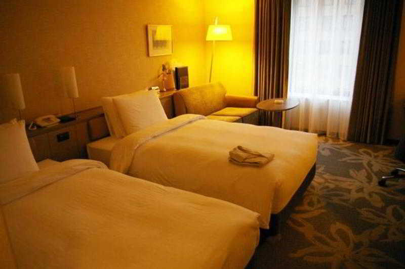 Hotel Leopalace Hakata Fukuoka  Esterno foto
