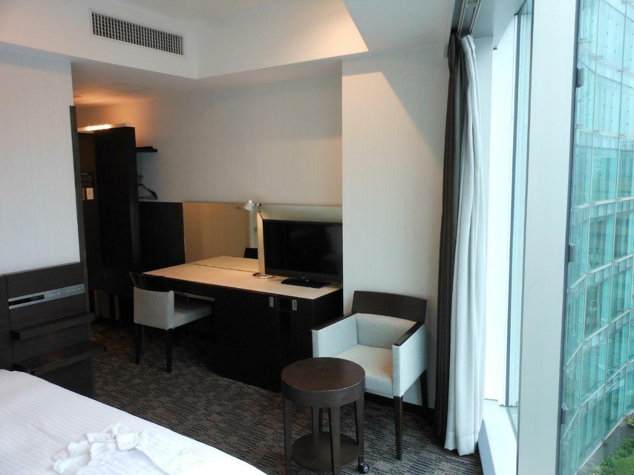 Hotel Leopalace Hakata Fukuoka  Esterno foto